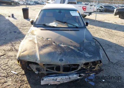 2001 BMW 740 Il z USA, uszkodzony, nr VIN P31432